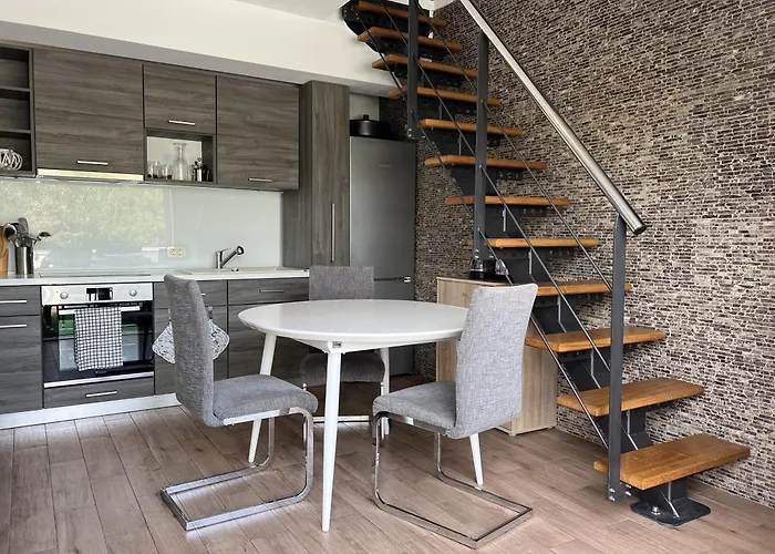 Apartment With Pool In Kornic